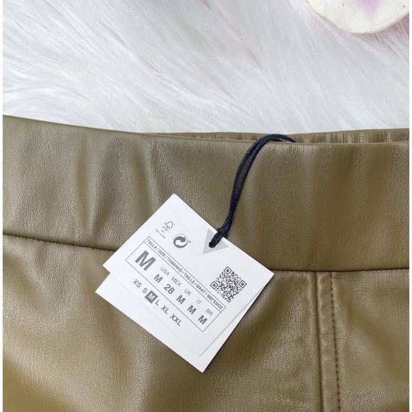 NWT Zara Green Faux Leather Mini Skirt - Picture 5 of 8
